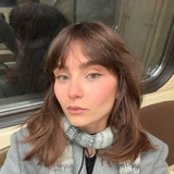 <p>фешн-редактор</p>