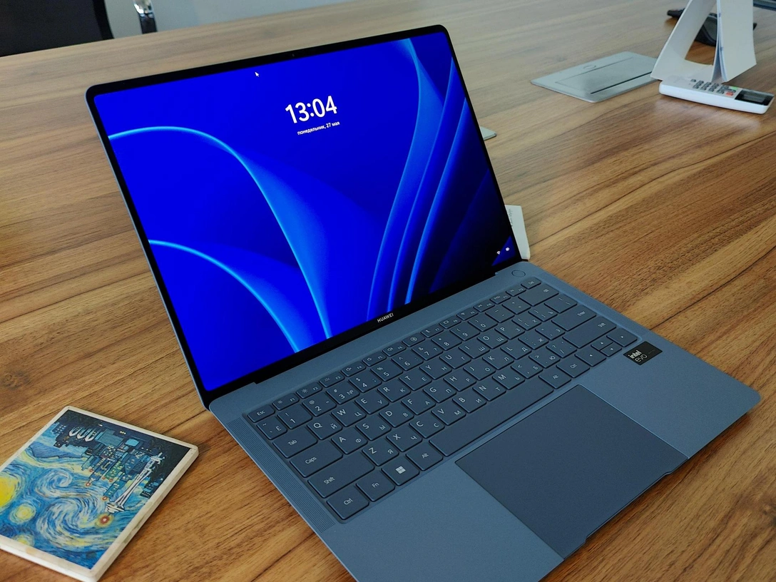Тонкий, легкий, но очень умный: новый ноутбук HUAWEI MateBook X Pro | marieclaire.ru