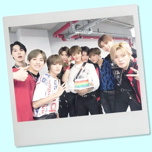 Видео дня: NCT127 приняли участие в масштабном танцевальном флешмобе с фанатами