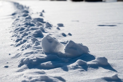 Don Drivers Warned of Snowdrifts, Black Ice and Blizzard