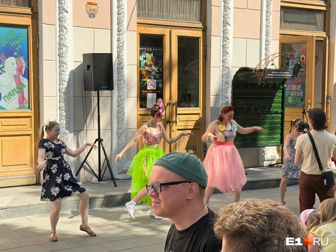 Всё началось с танцев и хороводов | Источник: Алиса Андреева / E1.RU