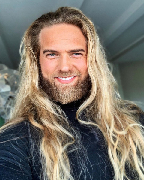 Лассе Матберг, Викинг из Норвегии стал звездой интернета, скандинавский бог, тор, викинг блондин, личная жизнь, фото, биография, женщины, вес, возраст, последние новости 2020