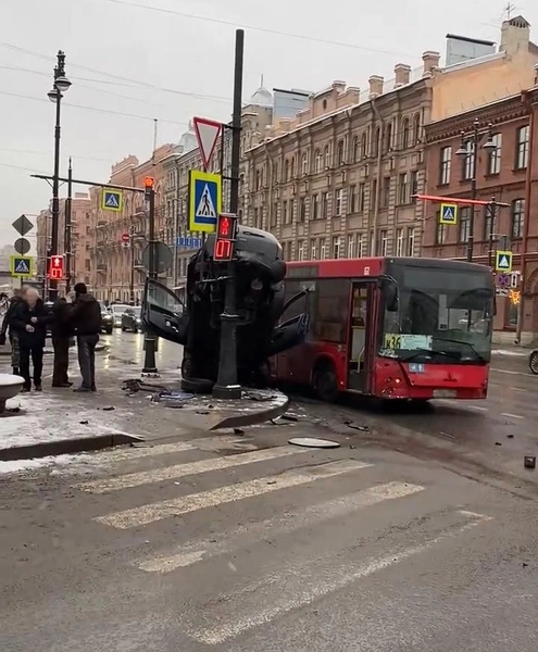 Скриншот видео из группы «ДТП и ЧП | Санкт-Петербург»