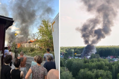 Пожар в частном секторе Новосибирска уничтожил два дома