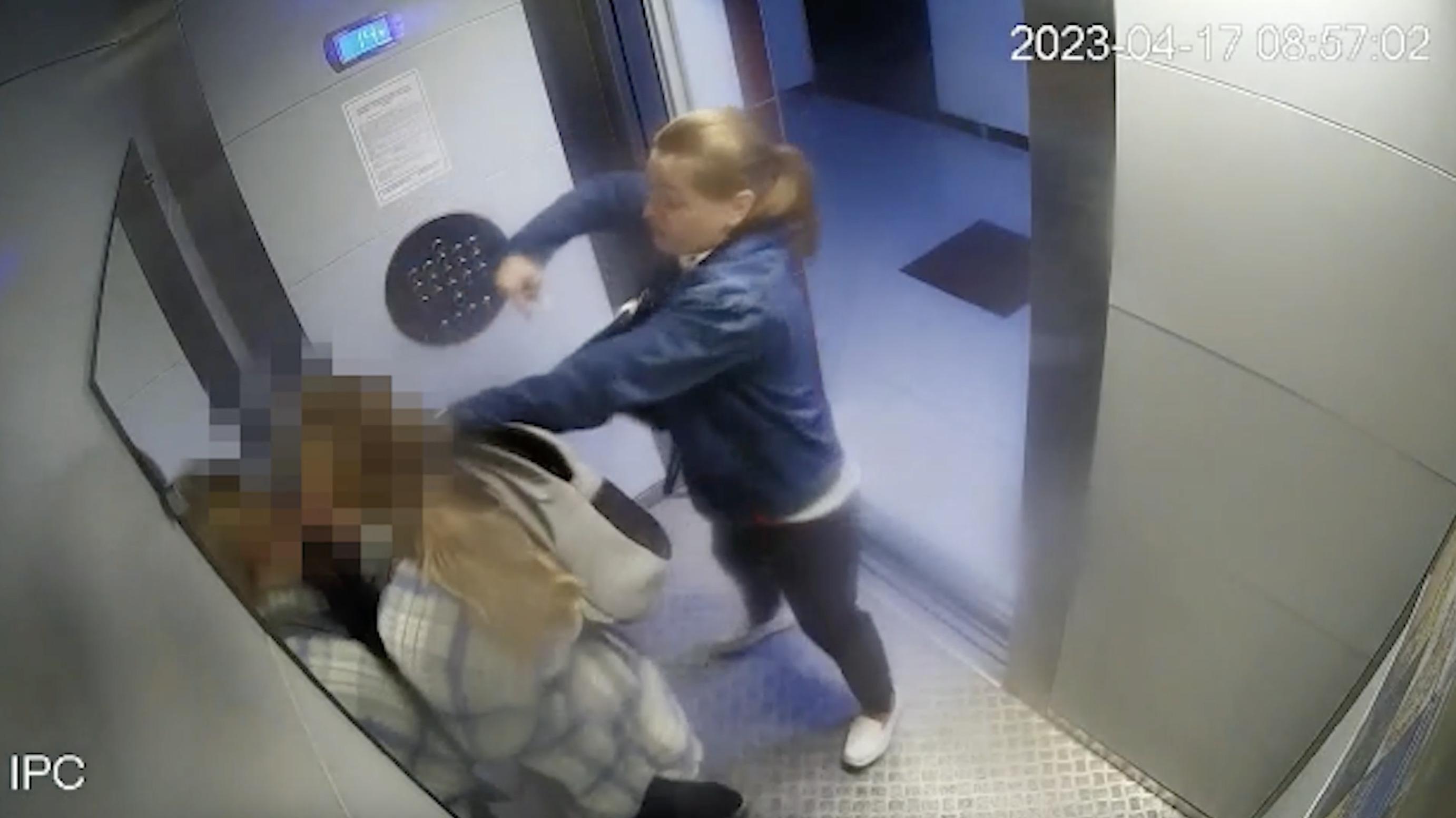В Перми пьяный мужчина надругался над девочками в лифте
