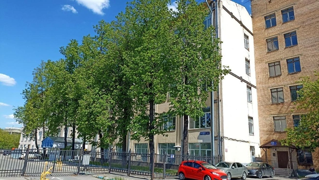 А так здание бывшего изоучилища выглядит сейчас | Источник: ЦИАН