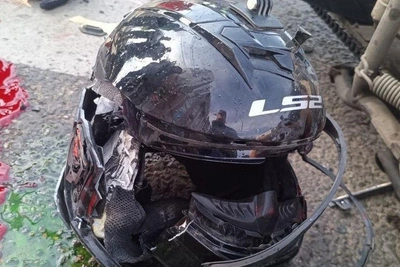 Мотоциклист погиб в ДТП в Краснодаре, момент аварии на видео