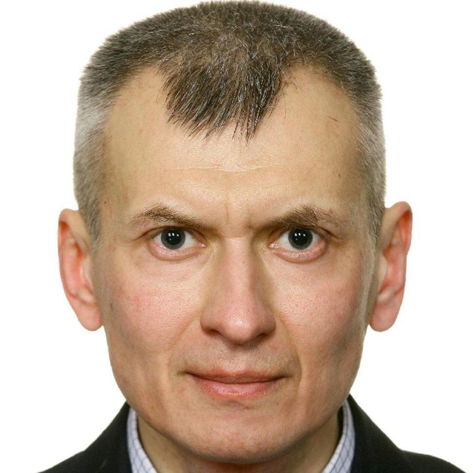 <p>Дмитрий Демидов</p>