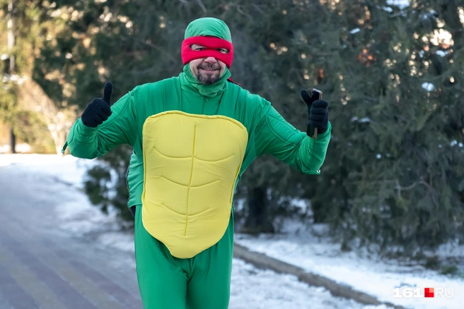 Рафаэль приехал поддержать ростовских бегунов | Источник: Евгений Вдовин / 161.RU