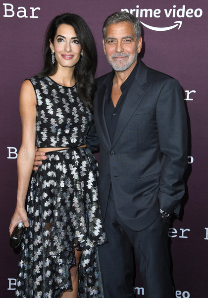 «Мне повезло с партнером»: Джордж и Амаль Клуни вышли в свет впервые за три года