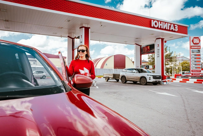 Удобно сделать заказ, когда остановились заправиться и размяться | Источник: Кирилл Башинский