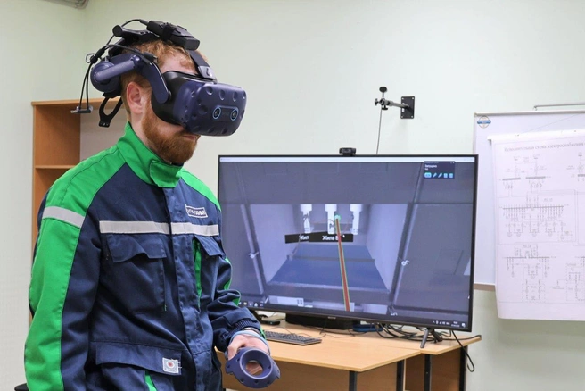 За 5 лет обучение в VR-системе прошли более 50 специалистов  | Источник: ОХК «Уралхим»