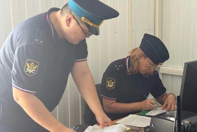 Приставы Калмыкии обратили взыскание на залог