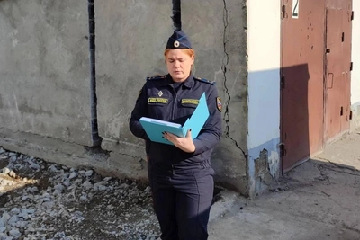 В Сочи женщина снесла незаконные этажи по требованию суда