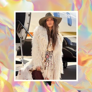 Платье в цветочек, шляпа и бахрома: Дженнифер Лопес собрала эталонный образ в стиле бохо