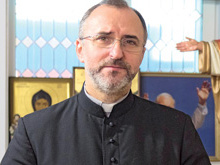 Католический священник открыл приют для беременных в Кирове