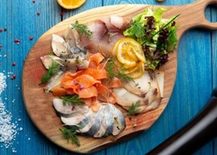 Простые рецепты для завтрака: 3 вкусных блюда с рыбными деликатесами из осетра