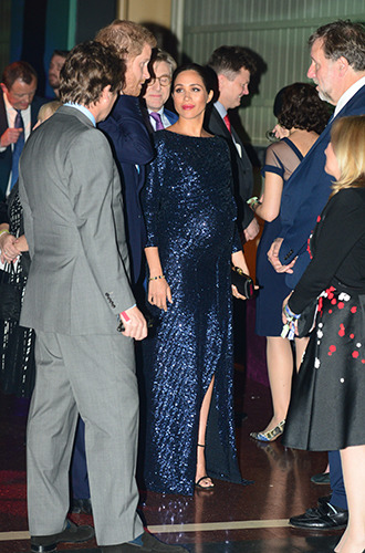 Фото №3 - Блистательная Меган: герцог и герцогиня Сассекские на премьере в Альберт-холле