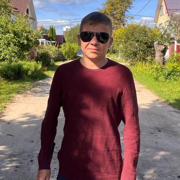 <p>Артем Кирьянов</p>