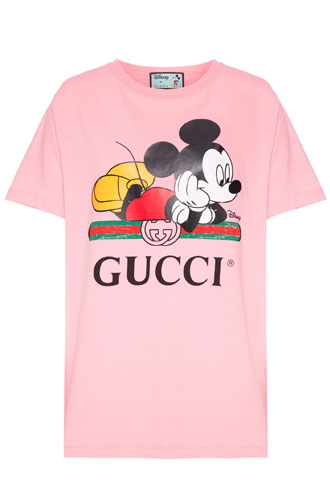 Розовая футболка с принтом Disney x GucciЦена: 37 000 руб.
Где купить: aizel.ru