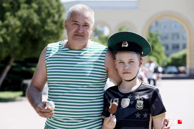 Мальчиков пример отцов и дедушек очень вдохновляет | Источник: Наталья Лапцевич