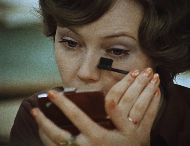 Источник: Кадр из фильма «Служебный роман», реж. Эльдар Рязанов, 1977 год