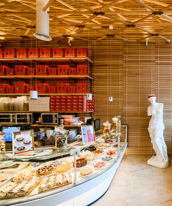 Новое кафе «Брусника» с демократичными ценами и самым фотогеничным интерьером