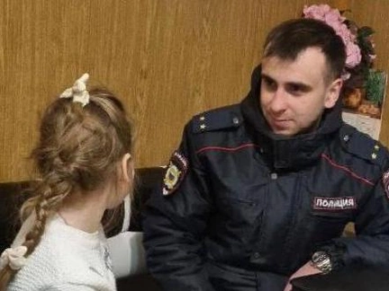 Бежит к маме в объятия: пропавшую 8-летнюю Злату из Калужской области вернули домой