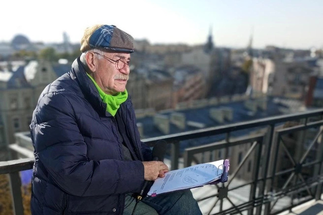 Хрюкать в кадре Юрий Дормидонтов перестал | Источник: Анатолий Ильин / 78.ru