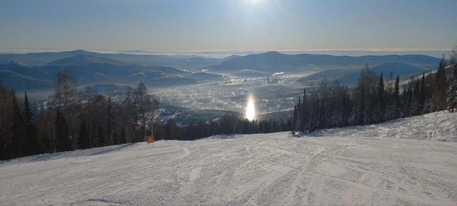 В Шерегеше светит солнце  | Источник: Илья Марьясов 