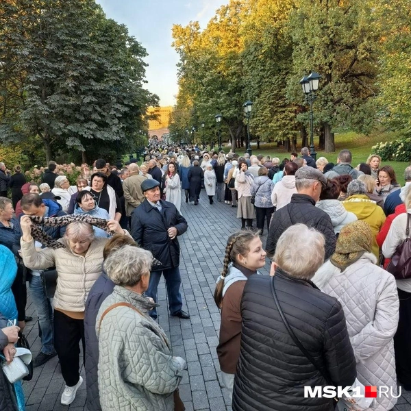 Москвичи пришли на концерт «Песни от всей души» Андрея Малахова | Источник: Михаил Контуев / MSK1.RU