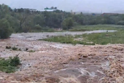 Вода перелилась через дамбу в Азнакаевском районе Татарстана