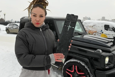 Екатеринбургскую блогершу лишили прав за номера на магнитах