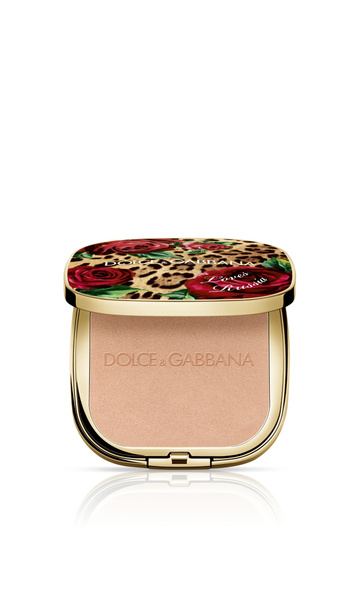 Фото №2 - Сделано с любовью: Dolce & Gabbana представили лимитированный хайлайтер специально для России