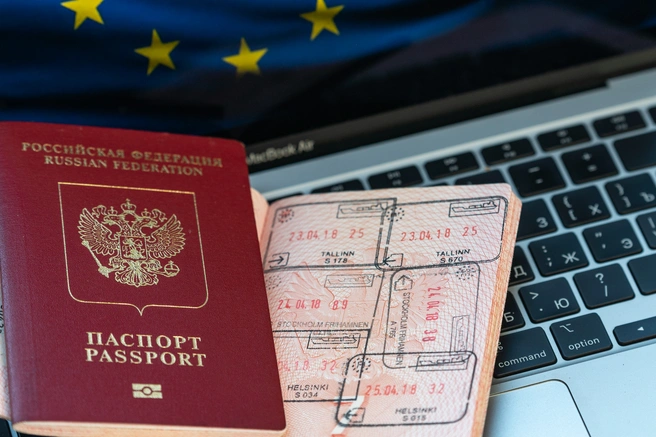 Теперь мурманчанам придется искать альтернативные варианты получения виз | Источник: Евгений Вдовин / 161.RU