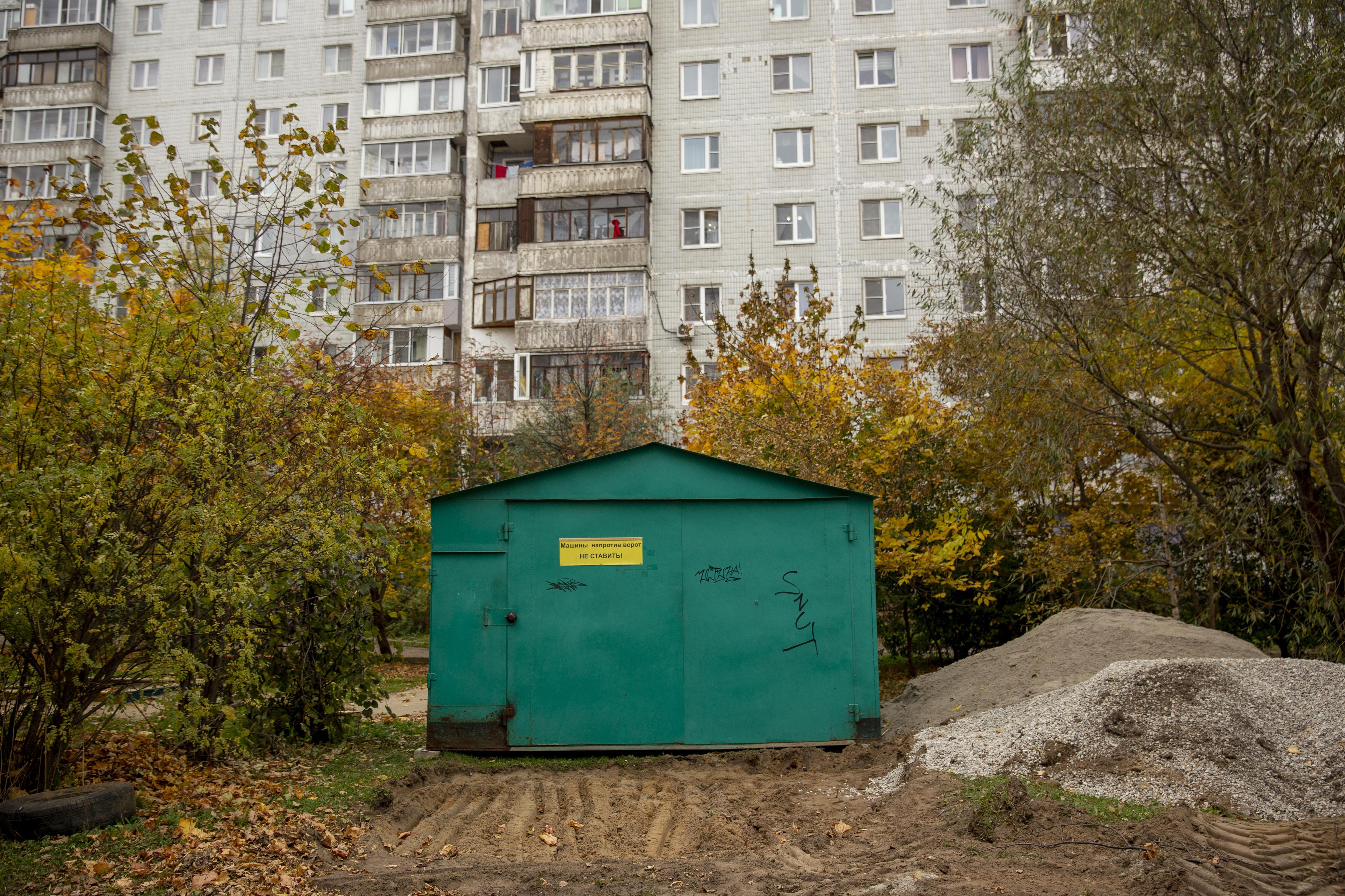 Гаражи, заборы и киоски. В мэрии рассказали, какие самострои снесут в разных районах Краснодара