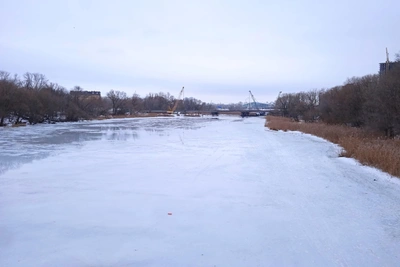 В Ульяновске запретили выход на лед Свияги из-за тонкого льда