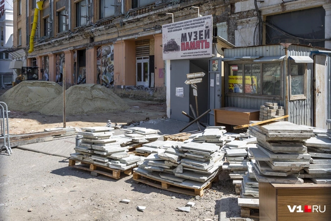 Только поставка мультимедийной системы обойдется в 70 миллионов рублей | Источник: Константин Завриков / V1.RU