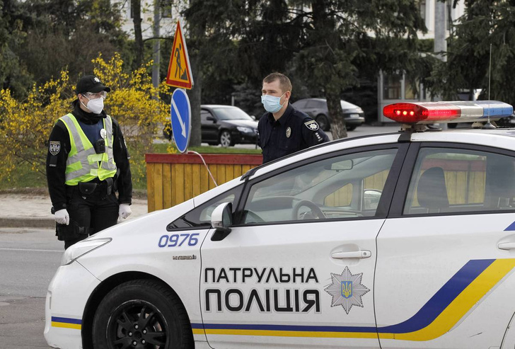 В Харькове задержана голая женщина с головой ребенка в пакете