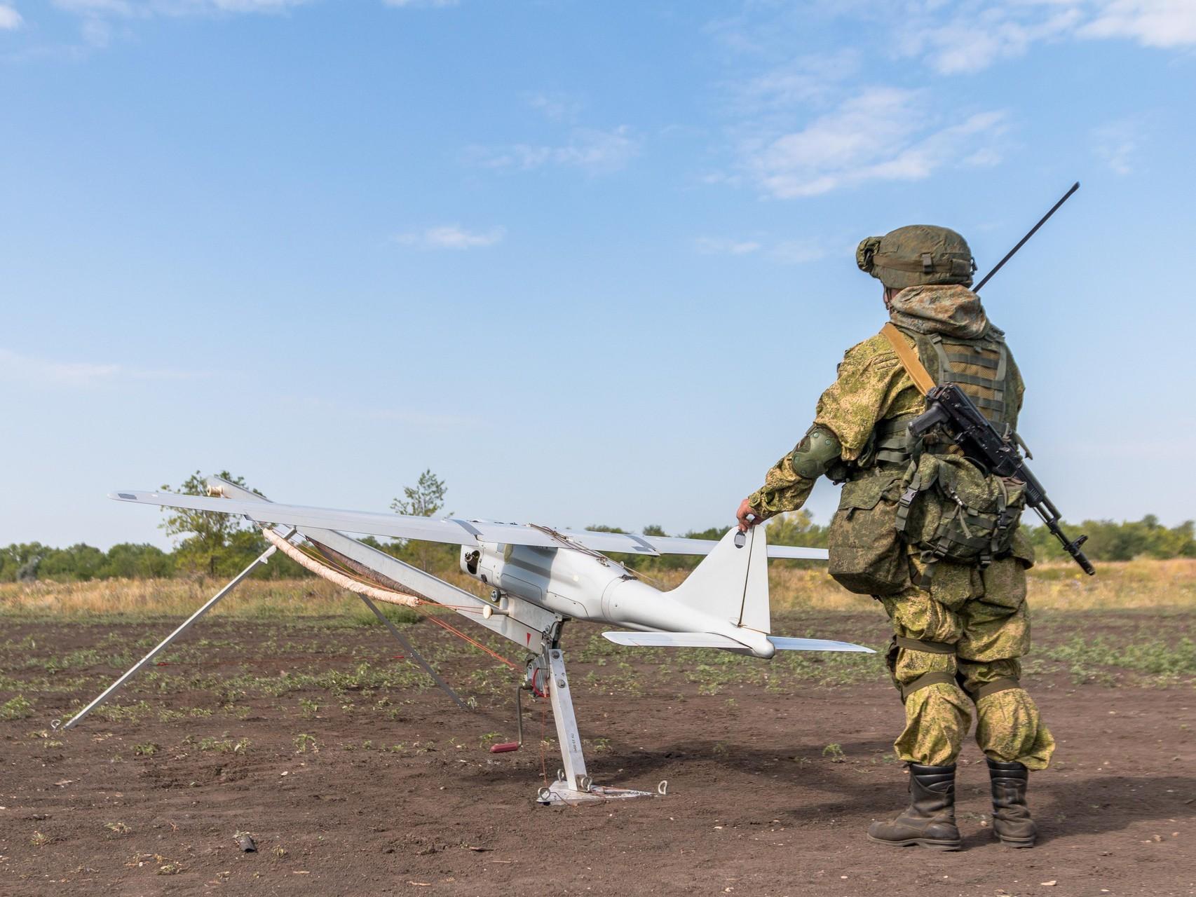 «Для нас ваша безопасность превыше всего»: студентам и преподавателям КФУ рассказали, что делать при атаке беспилотников