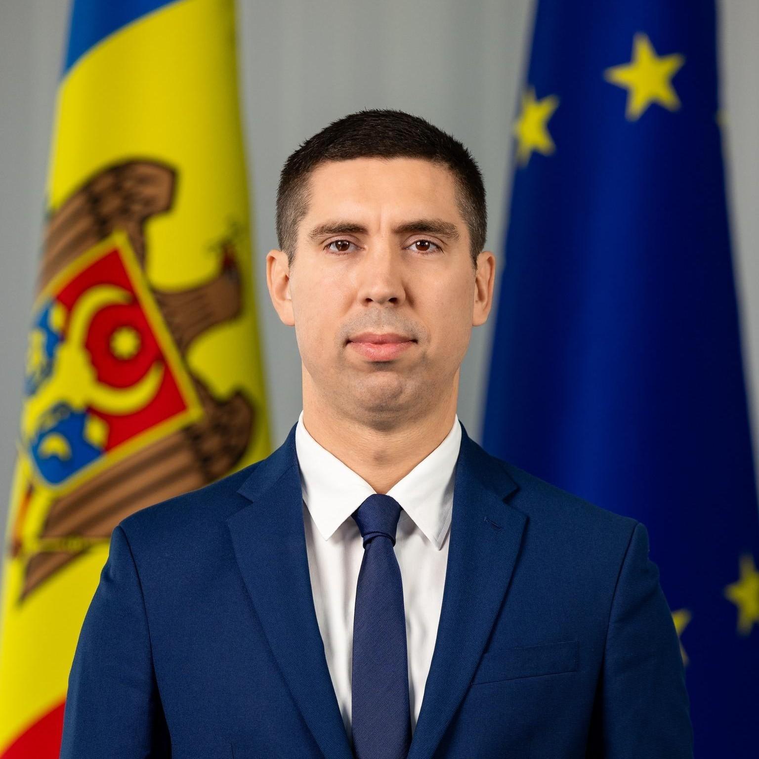 <p>Михай Попшой</p>