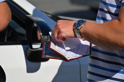 Мигранту в Рязани грозит срок за поддельные права