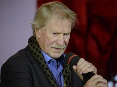 «Сняла деньги и до сих пор не вернула»: сын Ивана Краско обвинил сиделку в воровстве