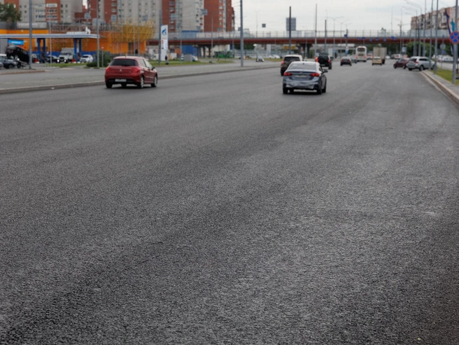 Автомобилисты ранее жаловались на глубокие колеи на этом отрезке дороги. | Источник: Ирина Шарова / 72.RU