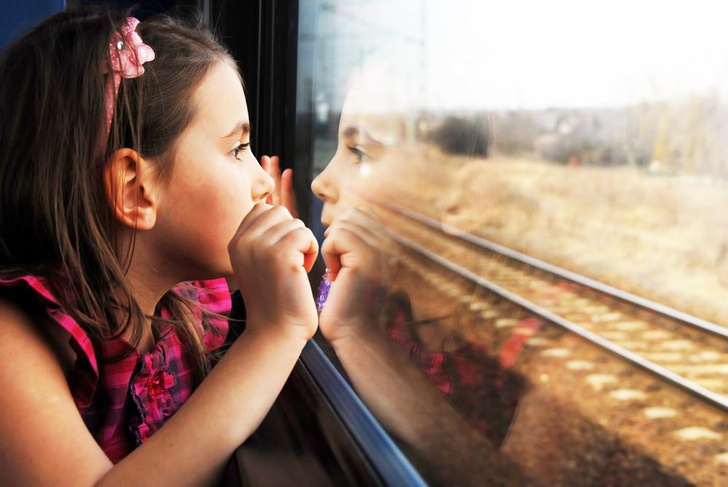 Вспышка неизвестной инфекции: в поезде Тюмень-Адлер скончалась 12-летняя девочка — еще 80 детей госпитализированы