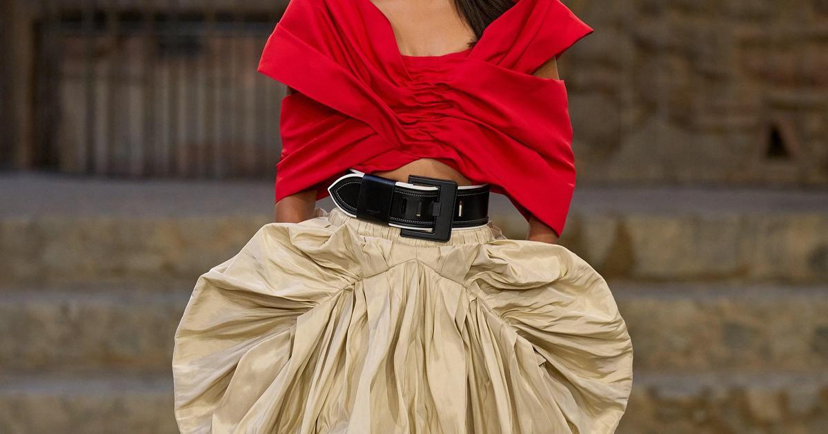 Үлкен емізіктерді қалай соруға болады