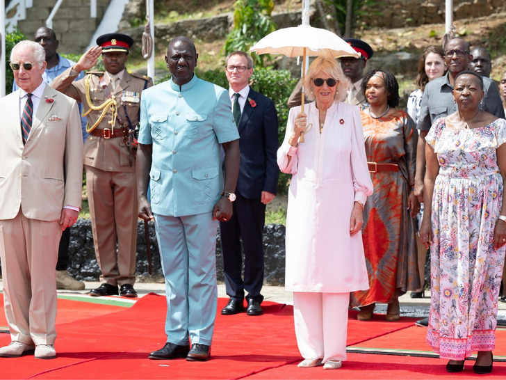Модный тур королевы Камиллы: все наряды супруги Карла в Кении