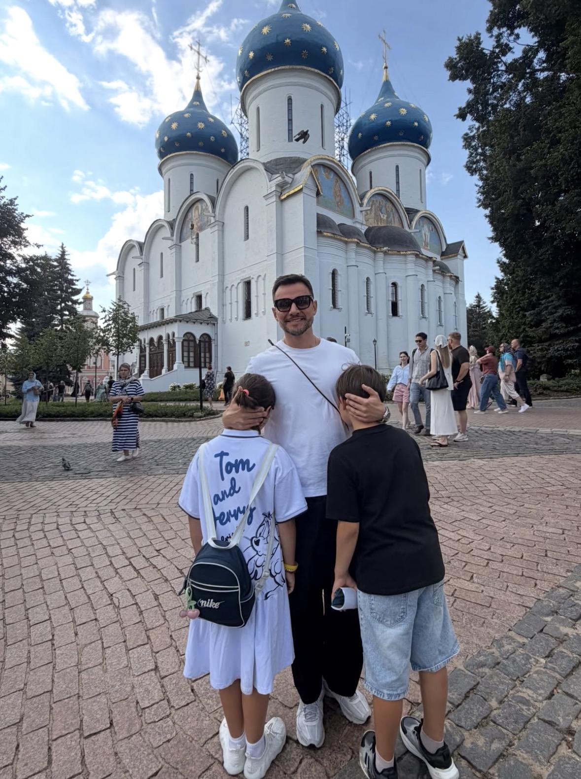 Манучаров показал детей и рассказал о главном 