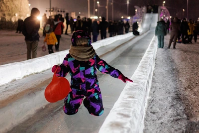 Кому из кузбасских детей положена бесплатная путевка в лагерь