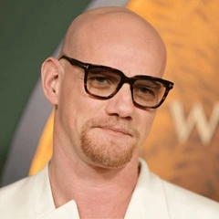 Работал грузчиком и сыграл половой орган: 5 фактов о новом любимчике Голливуда Юрии Колокольникове